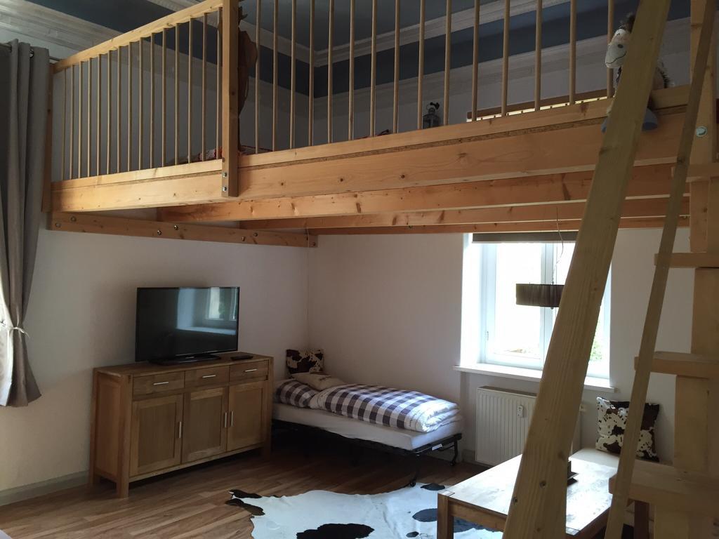 4C Horse Ranch Hotel Hainichen Buitenkant foto